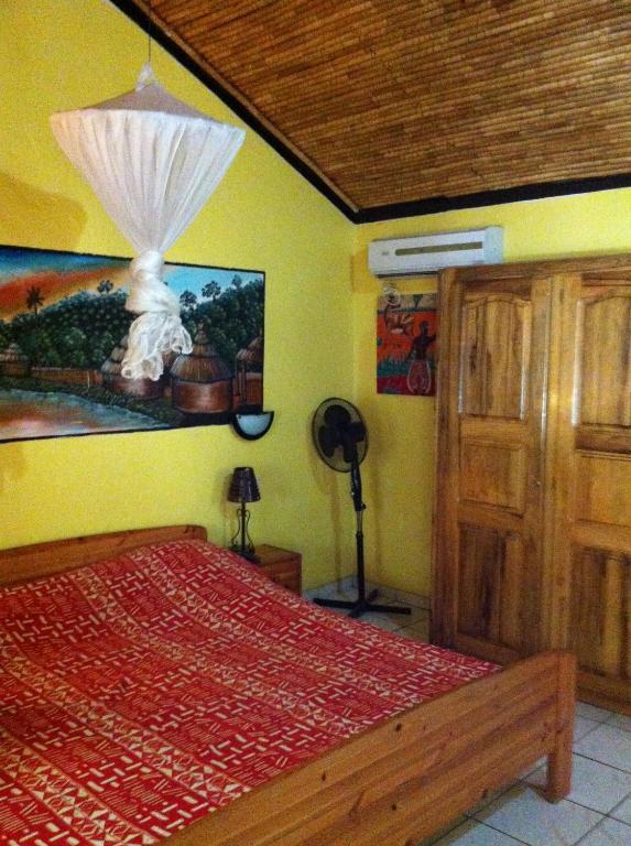 Hotel Club Safari Мбур Экстерьер фото