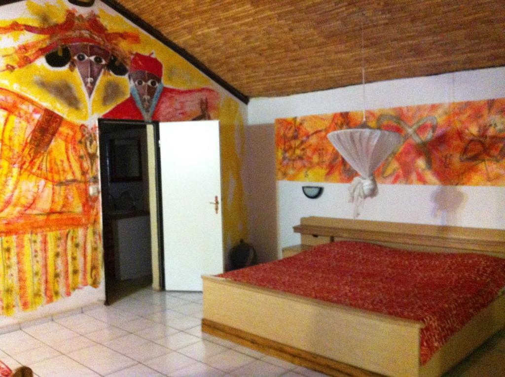 Hotel Club Safari Мбур Номер фото