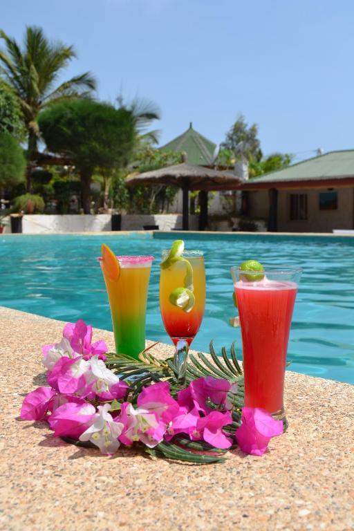 Hotel Club Safari Мбур Экстерьер фото